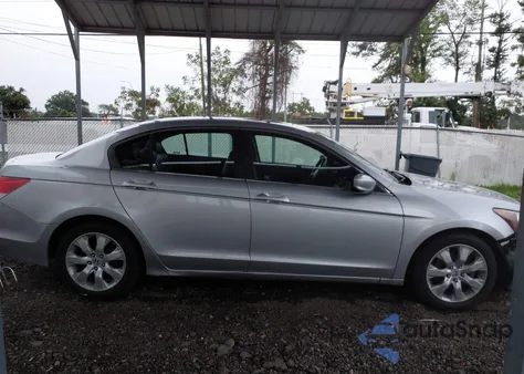 2010 Honda Accord 2.4 Ex-L z USA, uszkodzony, nr VIN 1HGCP2F89AA138277